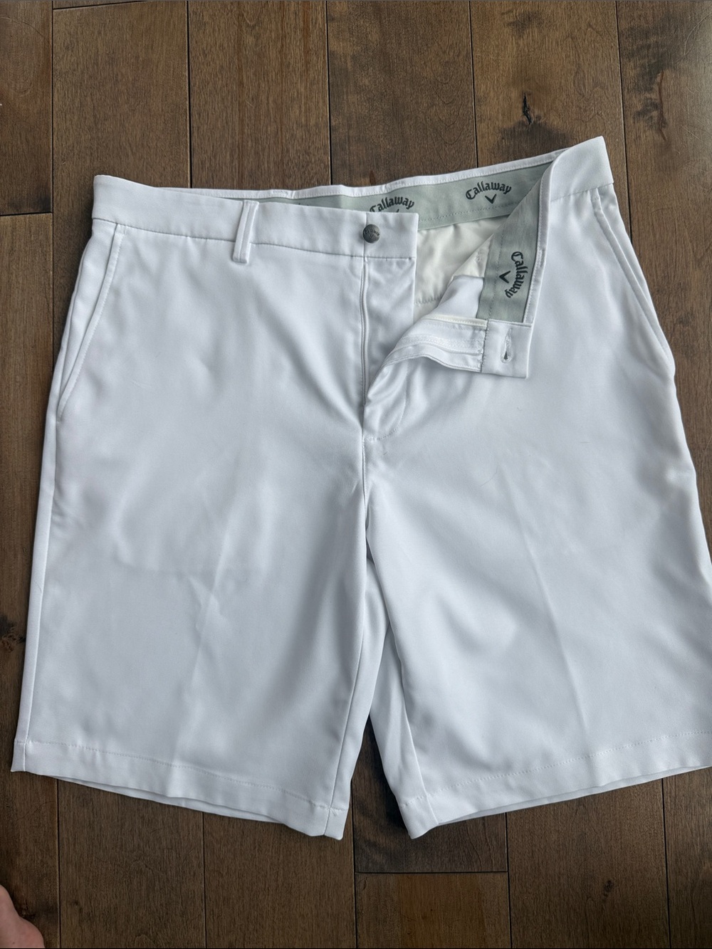 NWOT Callaway Men's White Performance Golf Shorts Size 34
